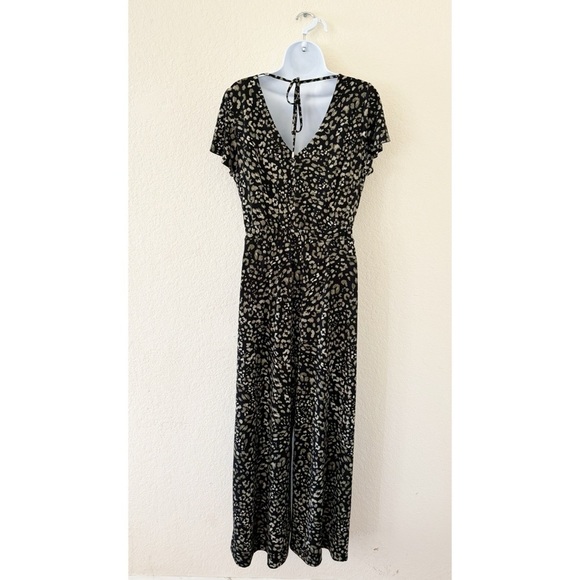 Tommy Bahama Women's Wild One Short-Sleeve Jumpsuit, Multi, Medium - Picture 9 of 12